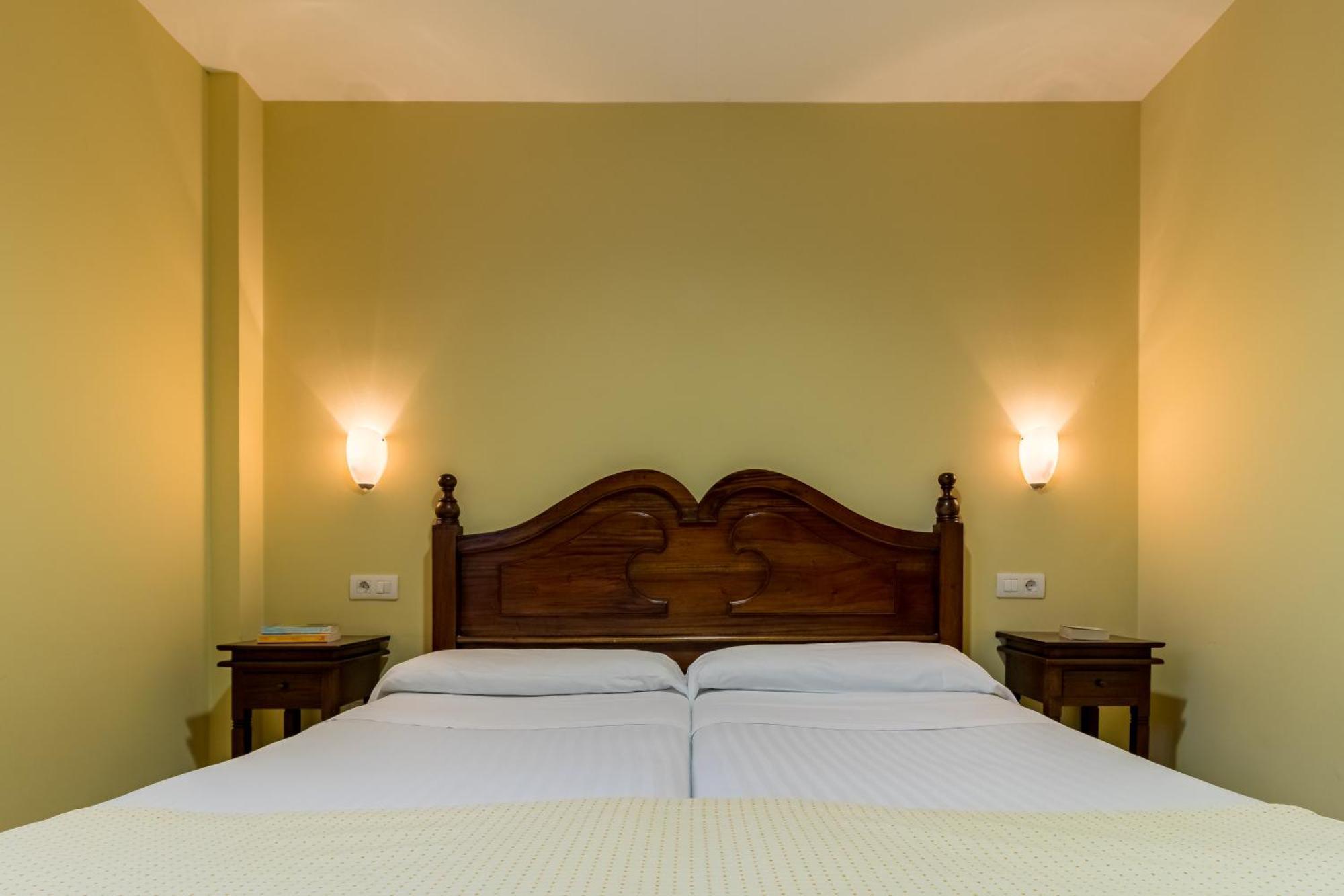 Apartamentos Silken Playa De Toro Льянес Екстер'єр фото