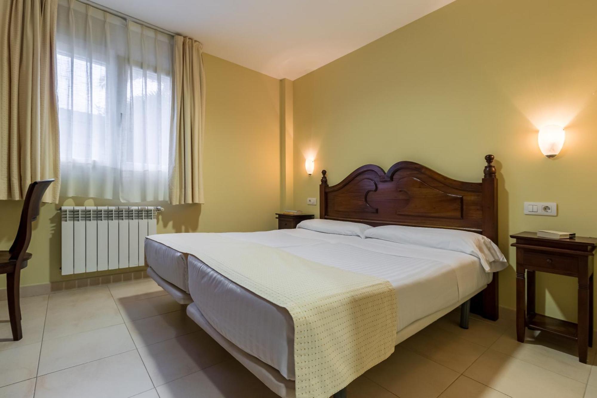 Apartamentos Silken Playa De Toro Льянес Екстер'єр фото
